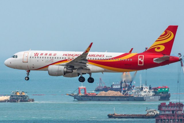 Hong Kong Airlines Airbus A320-214(WL) B-LPP