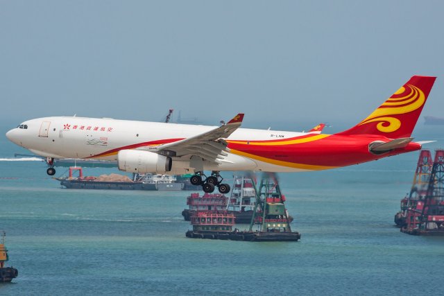 Hong Kong Air Cargo Airbus A330-243F B-LNW