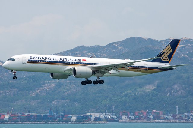 Singapore Airlines Airbus A350-941 9V-SMP