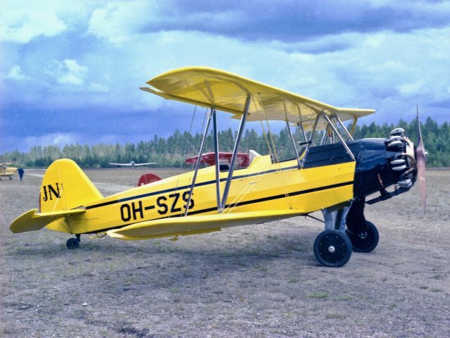 Focke Wulf Fw 44J Stieglitz OH-SZS EFIK 1975