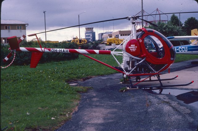 Hughes 300-269C OH-HAH EFKU 1981