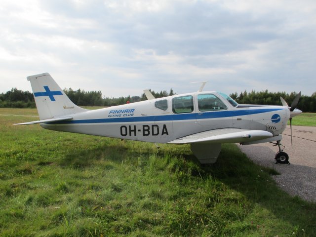 Beechcraft 35-B33 Debonair OH-BDA EFHN 2019-08-29