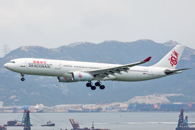 Dragonair (Cathay Dragon) Airbus A330-342 B-HLA