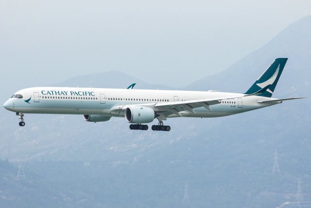 Cathay Pacific Airbus A350-1041 B-LXD