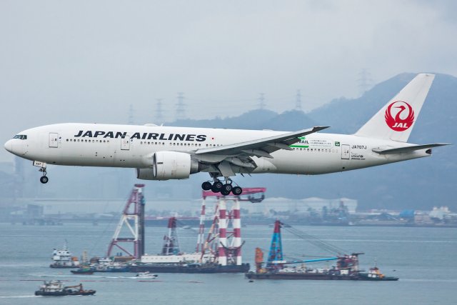 Japan Airlines Boeing 777-246(ER) JA707J