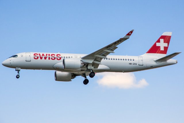 Swiss Airbus A220-300 HB-JCQ