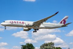 Qatar Airways Airbus A350-941 A7-AMH