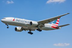 American Airlines Boeing 777-223(ER) N766AN