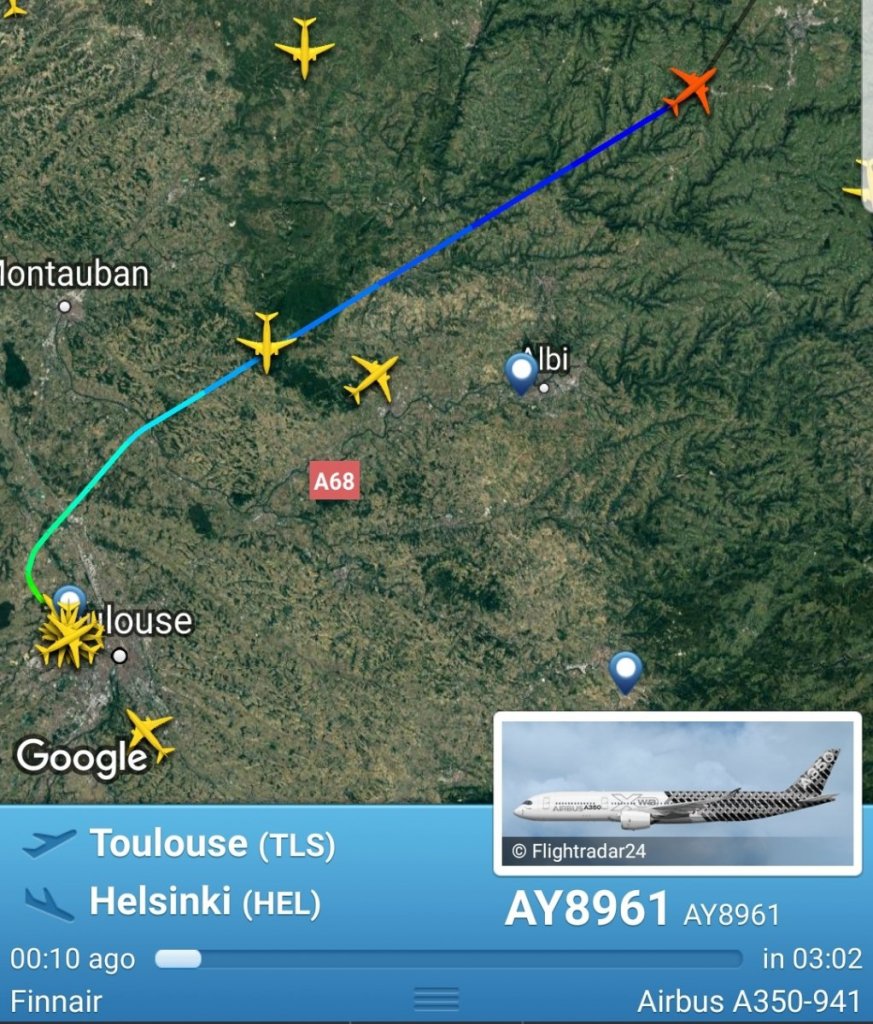 Screenshot_20200210-205143_Flightradar24.jpg