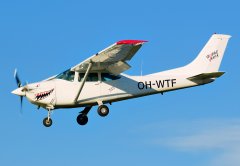 OH-WTF - Cessna 182Q Skylane II - Vaasan Laskuvarjokerho - 1.7.2020