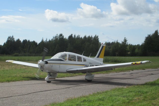 Piper PA-28-161 Warrior II OH-PTH EFHN 2020-08-12