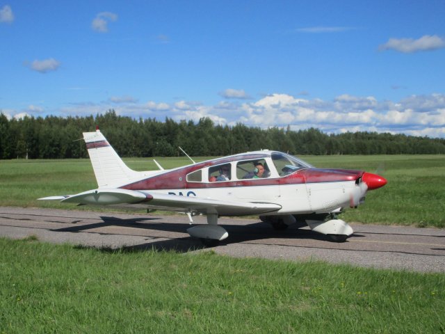 Piper PA-28-180 EFHN 2020-08-29