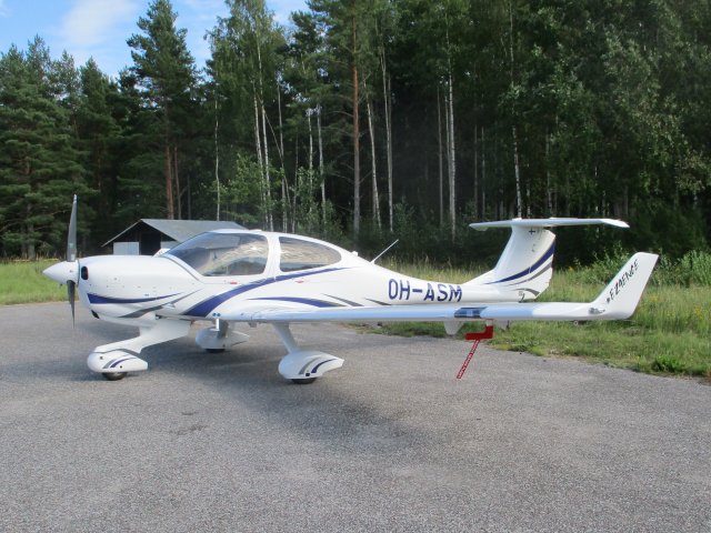 Diamond DA40 Diamond Star NG OH-ASM EFHN 2020-08-16