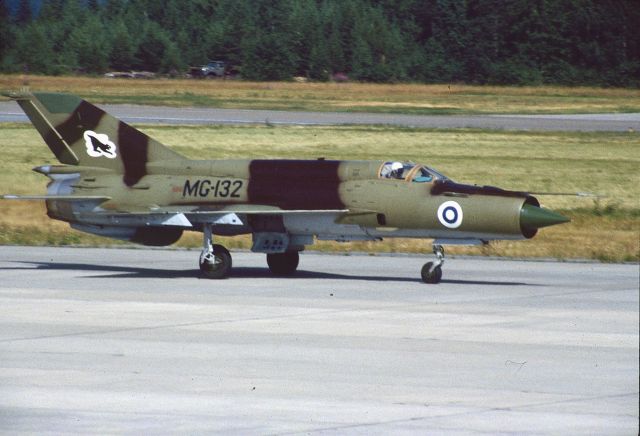 MiG-21 BIS MG-132 EFKU 1981