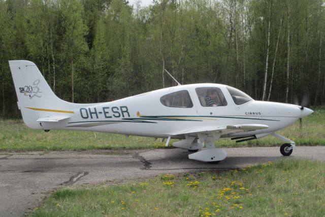 Cirrus SR20 OH-ESR EFHN 2021-05-16