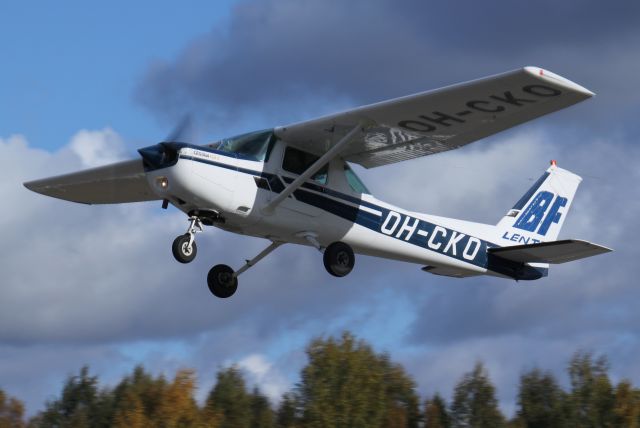 Cessna 152 OH-CKO BF-Lento