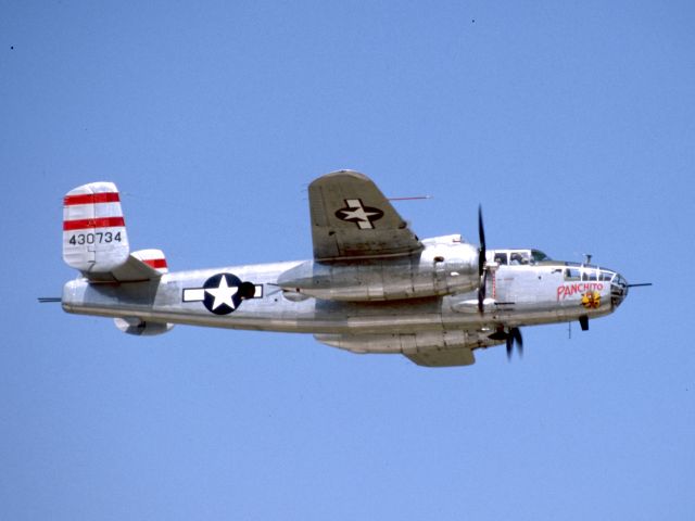 North American B-25J-25-NC Mitchell 44-30734 N9079Z Panchito Kissimmee FL 1999-04-10