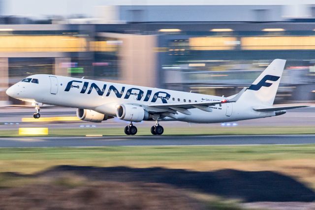 Finnair Embraer ERJ-190LR OH-LKM