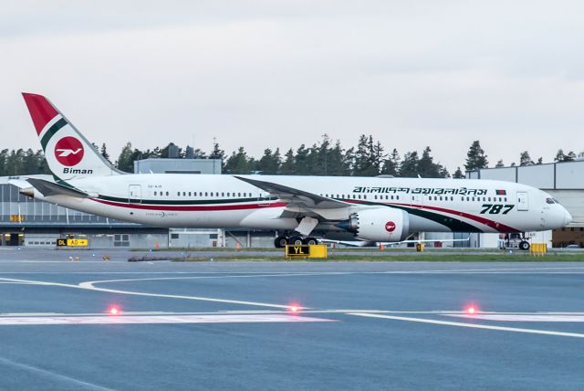 Biman Bangladesh Airlines Boeing 787-9 Dreamliner S2-AJX