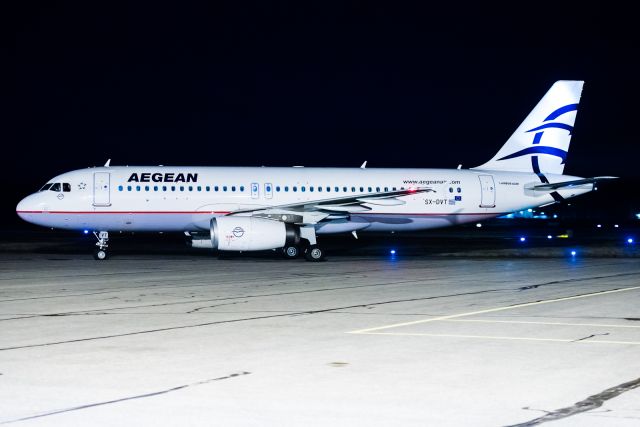 Aegean A320 SX-DVT