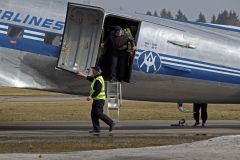 DC-3 OH-LCH saapuu Malmille 30.04.2010