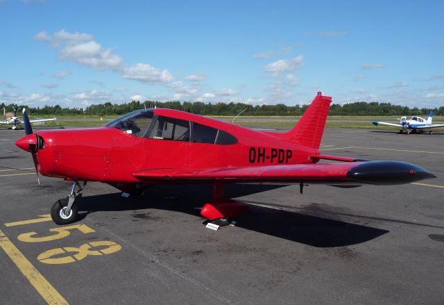 Piper PA-28-140 Cherokee F OH-PDP