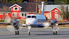 SE-MHU - Beechcraft 1900C - Jonair - 19.4.2022