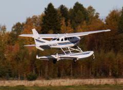 Cessna T206H Turbo Stationair II OH-PAX