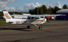 Cessna 152 II OH-CVP Salpauslento