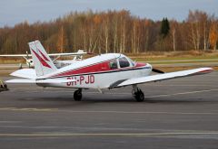 Piper PA-28-140 Cherokee OH-PJD