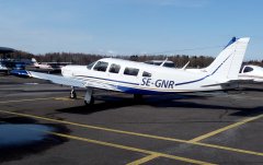 Piper PA-32-300 Cherokee Lance SE-GNR