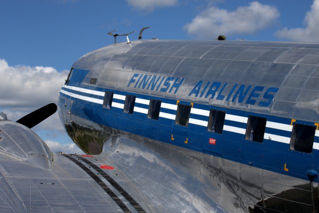 Douglas DC-3 OH-LCH Airveteran