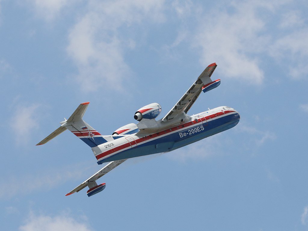 RA-21512_Beriev_Be-200_6.jpg.fc3517bc9bb8586caccdf1bc73321fab.jpg