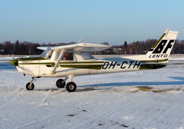 Cessna 152 II OH-CTH  BF-Lento