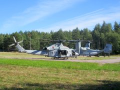 Bell UH-1Y Venom, 168317 / EG-31 ja Bell Boeing MV-22B Osprey, 168666 / EG-13, VMM-263 (REIN), EFHN, 2022-08-13