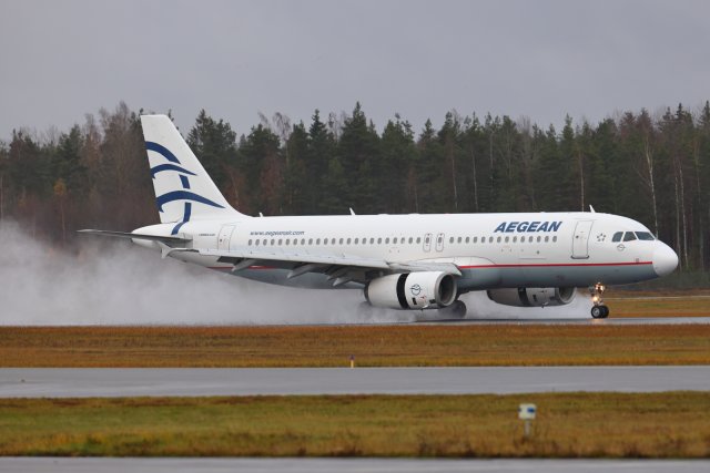 SX-DGE Aegean Airlines Airbus A320-232  28.10.2022