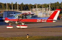 OH-CLE Cessna 152 II / Ilmailukerho Poutahaukat