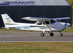 OH-SRH Cessna 172S Skyhawk SPII / Malmin Ilmailukerho MIK