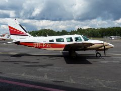 OH-PZL Piper PA-34-200T Seneca II