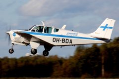 OH-BDA Beech B33 Debonair / Finnair Flying Club