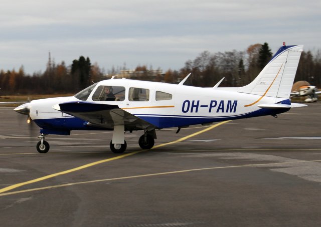 OH-PAM Piper PA-28R-200 Cherokee Arrow II