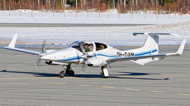 OH-DAM - Diamond DA-42 Twin Star - Suomen Ilmailuopisto - 5.4.2023