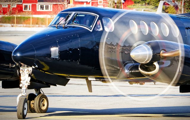 SE-LTL - Beechcraft B200 Super King Air - Jonair - 12.4.2023