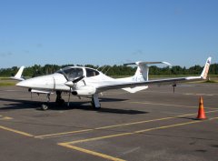 HA-DAH Diamond DA42 Twin Star