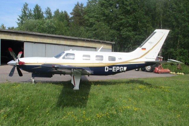 Piper PA-46-500TP Malibu Meridian D-EPGW EFHN 2023-06-16