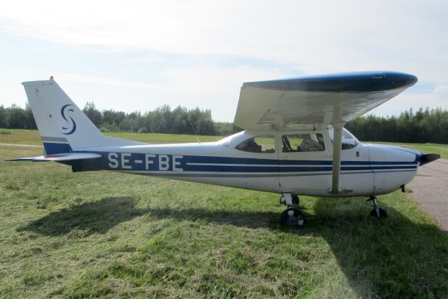 Cessna F172H SE-FBE EFHN 2023-06-28