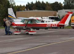 OH-CLE Cessna 152 II / Ilmailukerho Poutahaukat