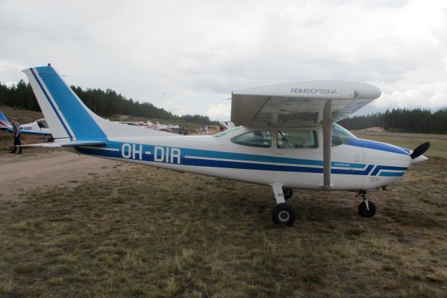 Reims-Cessna F182Q Skylane II OH-DIR EFJM 2023-07-22