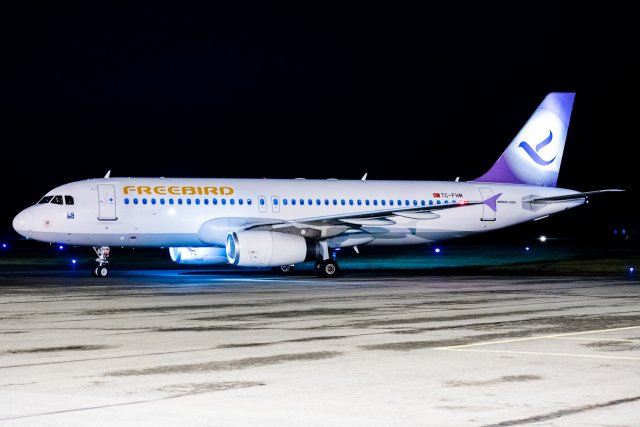 Freebird Airbus A320 TC-FHM, 22.10.2023, vuoden viimeinen lähtevä lomalento