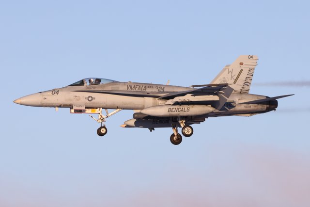 165230 MDD F/A-18C Hornet  28.11.2023